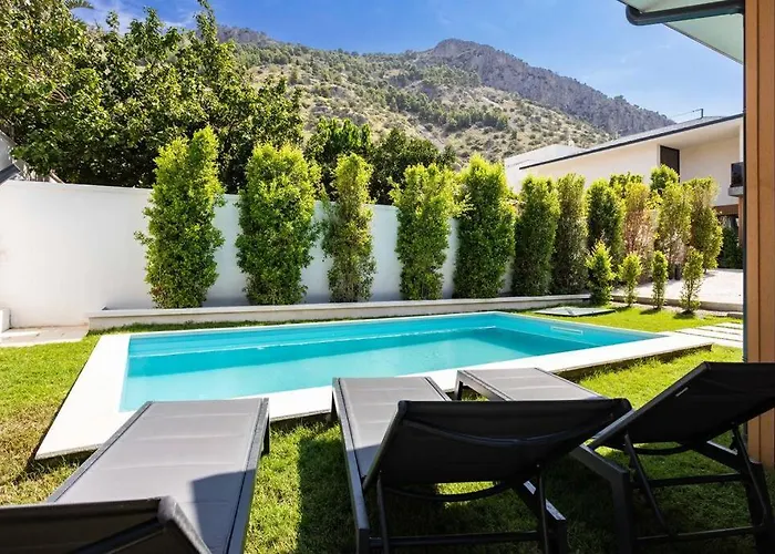 Luxury Villa Leto